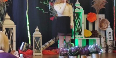 Udział naszych dzieci w Gminnym konkursie recytatorskim „Jesienne pejzaże”. Gratulujemy!