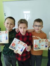 Realizacji programu edukacyjnego „Dziel się uśmiechem” w szkole