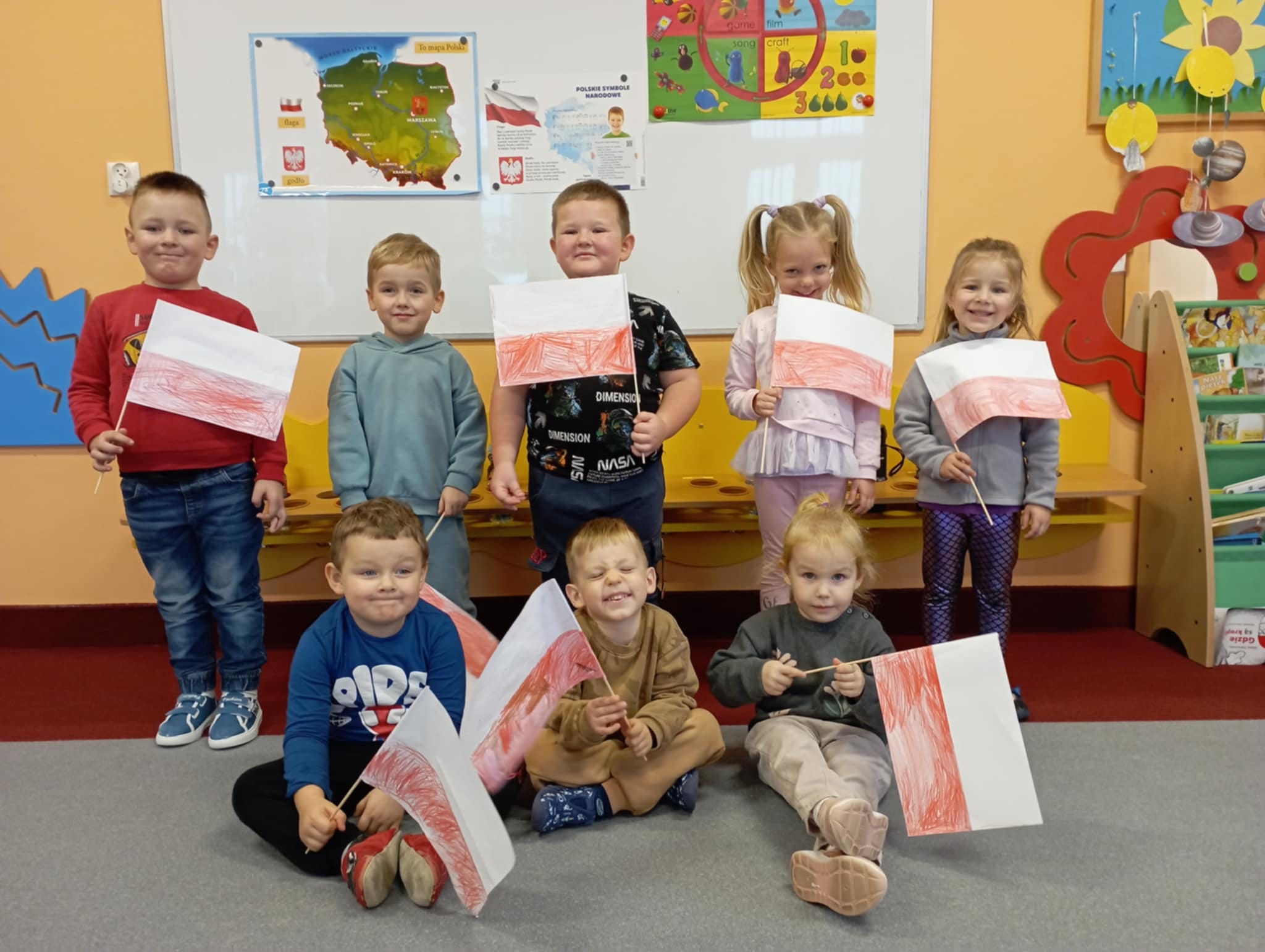 „Bo ja jestem Polak mały, kocham Polskę sercem całym”